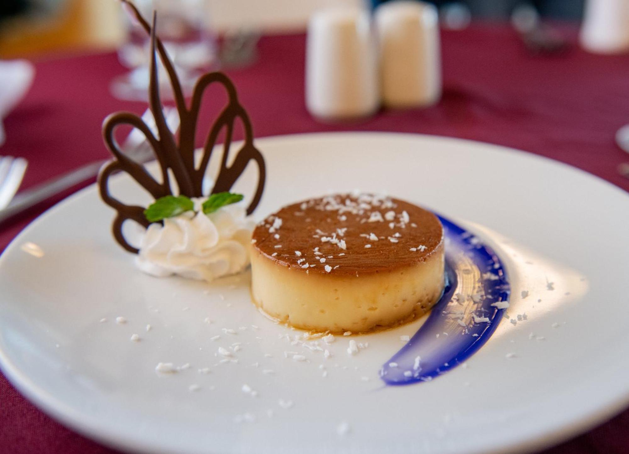 Hacienda Samana Bay Hotel Ngoại thất bức ảnh A flan de huevo